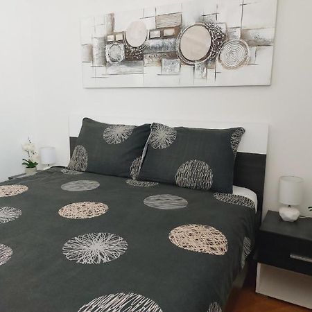 מאלינסקה Apartment Rose מראה חיצוני תמונה